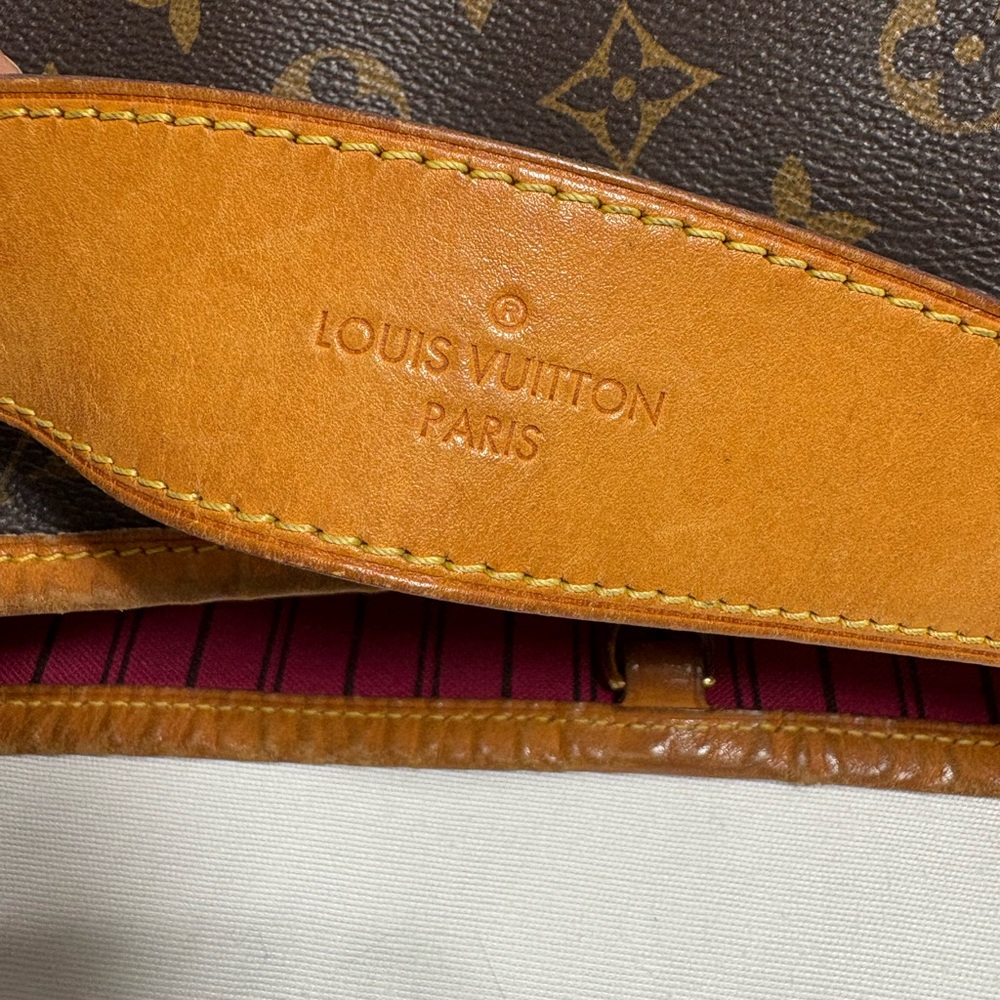 Authentic LOUIS VUITTON delightful p.m. shoulder bag with certificate - Picture 7 of 13